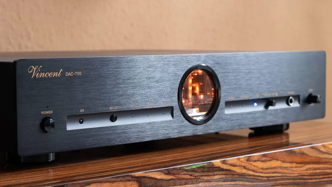 Read more about the article Review Vincent DAC-700