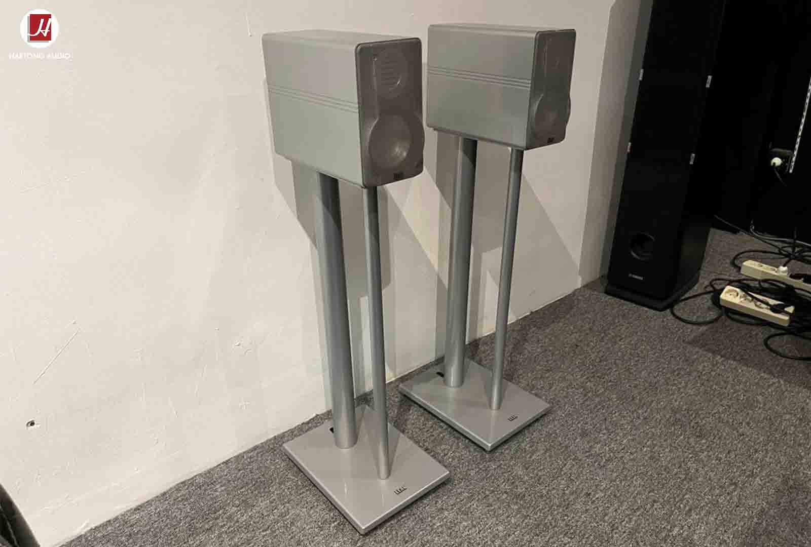 ELAC 310 - Image 2